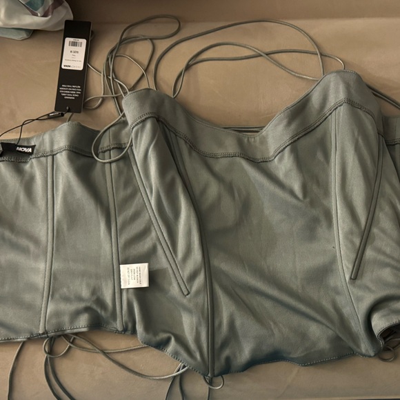 Lace up corset top with zipper - Picture 5 of 5